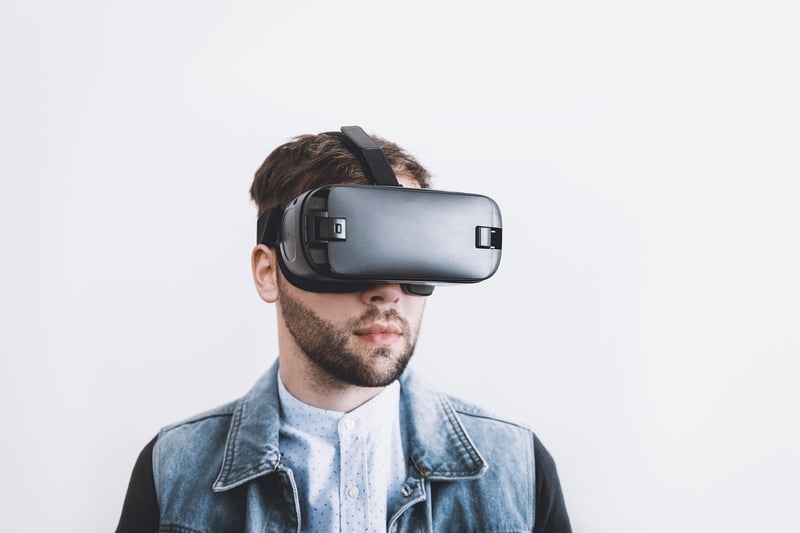 Virtual Reality Guides